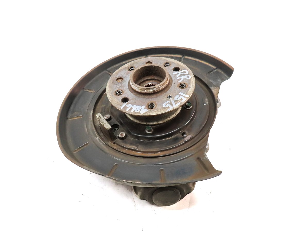 09-12 MERCEDES GL ML CLASS (W164 X164) RIGHT PASSENGER REAR SPINDLE KNUCKLE HUB