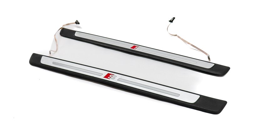 2019 AUDI A5 SPORTBACK (8W6) FRONT LEFT RIGHT DOOR SILL LIGHTED SCUFF PLATE SET
