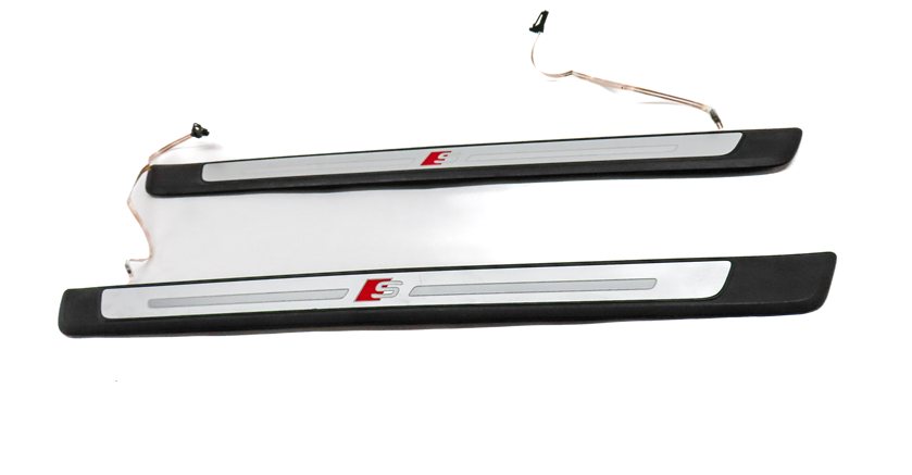 Thumbnail 2: 2019 AUDI A5 SPORTBACK (8W6) FRONT LEFT RIGHT DOOR SILL LIGHTED SCUFF PLATE SET