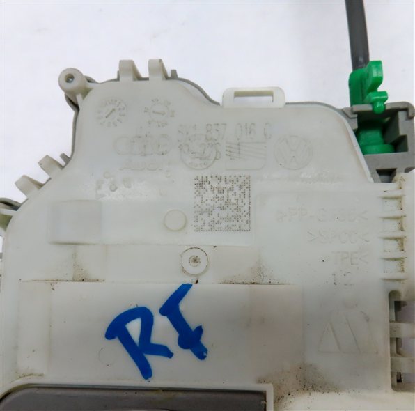 Thumbnail 7: 15-21 AUDI A3 S3 A4 Q5 TT (8V B9 MK3 FY) RIGHT FRONT PASSENGER DOOR LOCK LATCH