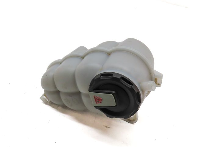 2017-2020 AUDI A4 A5 (B9 8W6) 2.0L ENGINE COOLANT OVERFLOW EXPANSION TANK