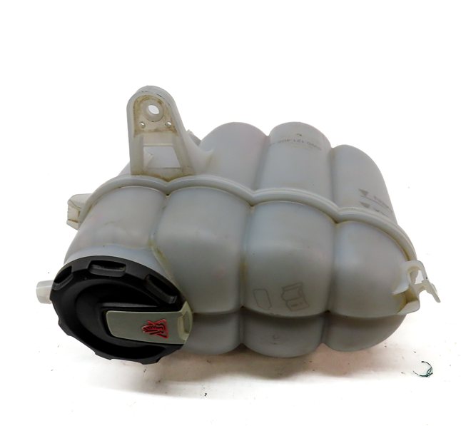 Thumbnail 5: 2017-2020 AUDI A4 A5 (B9 8W6) 2.0L ENGINE COOLANT OVERFLOW EXPANSION TANK