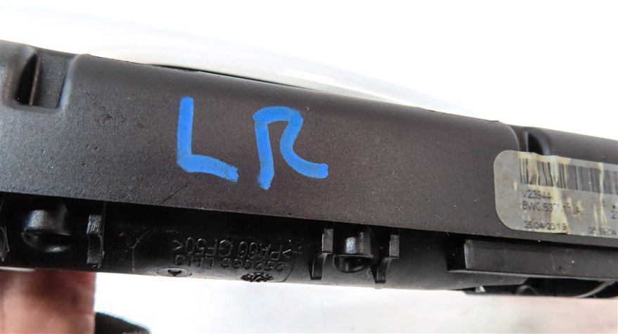 Thumbnail 6: 2017-2021 AUDI ALLROAD A4 A5 S5 (B9 8W 8WS F5) LEFT REAR DOOR HANDLE (WHITE)