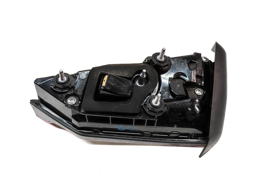 Thumbnail 5: 18-19 AUDI A5 S5 RS5 COUPE SPORTBACK CONVERTIBLE REAR LEFT INNER TAILLIGHT (LED)