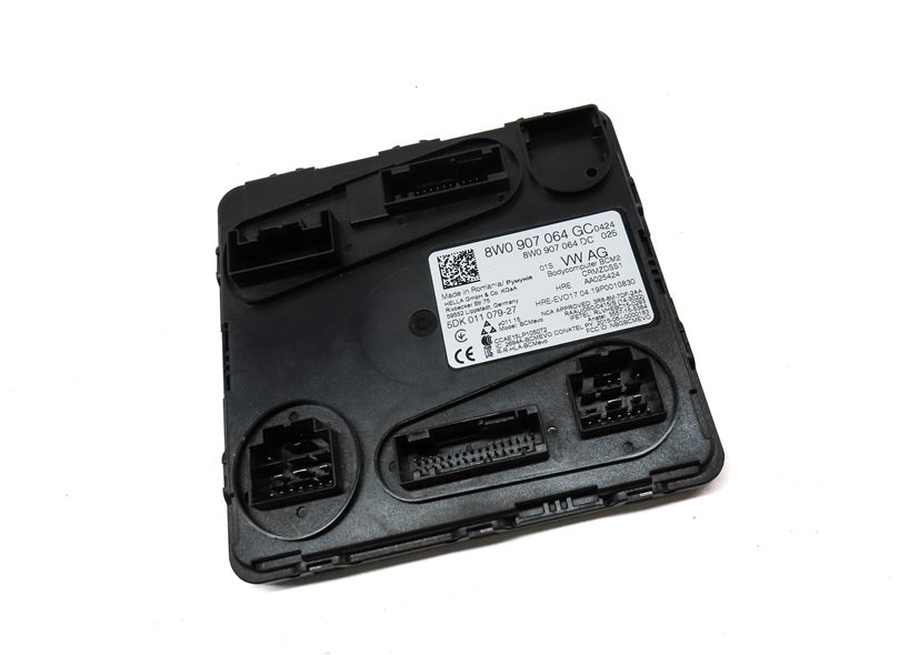 Thumbnail 3: 19-23 AUDI A4 A5 Q7 (B9 8W6 4M) POWER SUPPLY COMFORT BODY CONTROL MODULE BCM