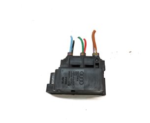 Thumbnail 5: 2012 AUDI A8 (D4 4H) AIR RIDE SUSPENSION COMPRESSOR VALVE BLOCK