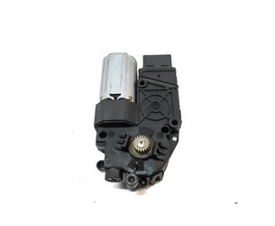 Thumbnail 4: 2011-2018 AUDI A8 S8 (D4 4H) SUNROOF SUN ROOF MOTOR OPEN CLOSE ACTUATOR MOTOR