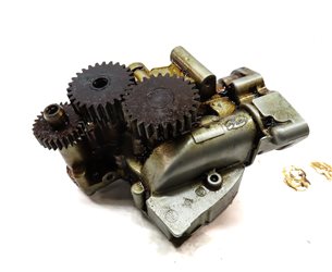 Thumbnail 6: 2012 AUDI A8 (D4 4H) 4.2L (CDRA) ENGINE MOTOR OIL FLUID PUMP