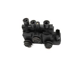 Thumbnail 2: 15 LAND RANGE ROVER SPORT (L494) AIR RIDE SUSPENSION LEVEL LEVELING VALVE BLOCK