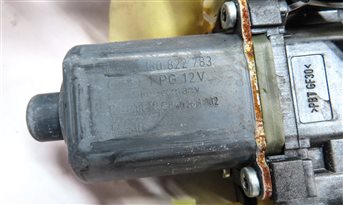 Thumbnail 7: 2014-2020 RANGE ROVER SPORT (L494) REAR RIGHT DOOR WINDOW REGULATOR w/ MOTOR