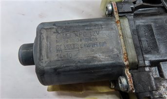 Thumbnail 7: 15 RANGE ROVER SPORT (L494) FRONT RIGHT PASSENGER DOOR WINDOW REGULATOR w/ MOTOR