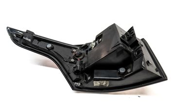 Thumbnail 5: 14-17 RANGE ROVER SPORT L405 L494 REAR RIGHT PASSENGER UPPER QUARTER TAILLIGHT