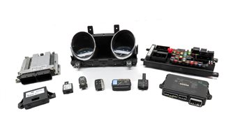 Thumbnail 3: 15 RANGE ROVER SPORT (L493) 3.0L SUPERCHARGED ENGINE IMMOBILIZER MODULE KEY SET