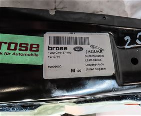 Thumbnail 6: 2014-2020 RANGE ROVER SPORT (L494) RIGHT FRONT PASSENGER SEAT TRACK (16 WAY)