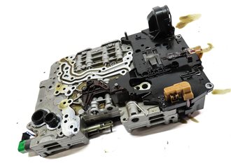 Thumbnail 3: 14-16 LR4 - RANGE ROVER SPORT (L405 L494) TRANSMISSION VALVE BODY w/ START STOP