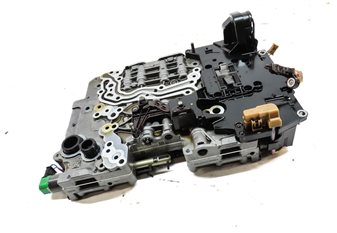 Thumbnail 3: 14-16 LR4 - RANGE ROVER SPORT (L405 L494) TRANSMISSION VALVE BODY w/ START STOP