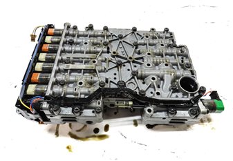 Thumbnail 5: 14-16 LR4 - RANGE ROVER SPORT (L405 L494) TRANSMISSION VALVE BODY w/ START STOP