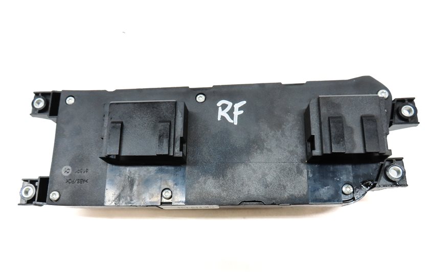 Thumbnail 5: 09 PORSCHE CAYENNE 957 FRONT RIGHT PASSENGER SEAT POSITION LUMBAR ADJUST SWITCH