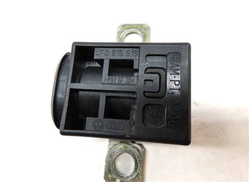 Thumbnail 6: 2009 PORSCHE CAYENNE (957) 4.8L ENGINE BATTERY OVERLOAD PROTECTION SWITCH MODULE
