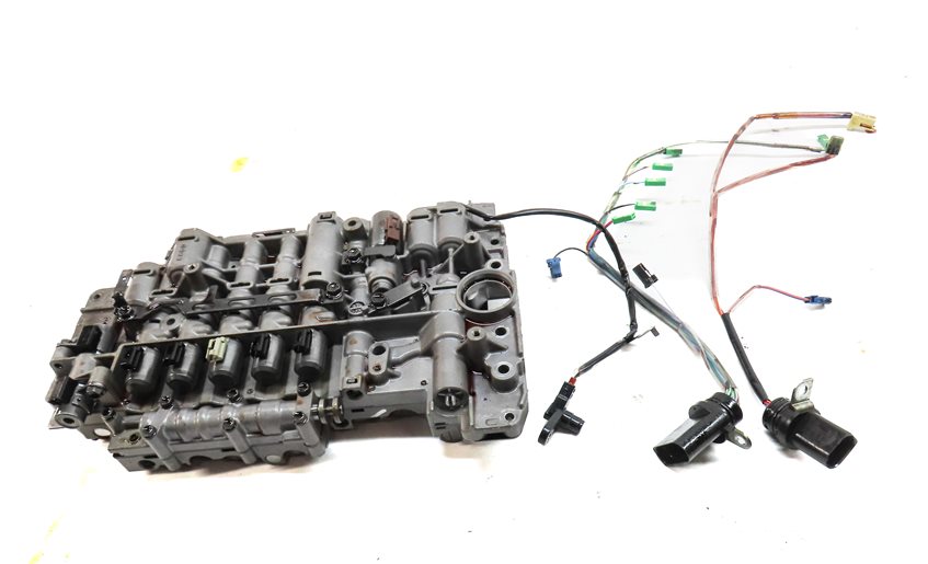 Thumbnail 2: 08-09 PORSCHE CAYENNE 957 3.6L AUTO TRANSMISSION VALVE BODY -FROM VIN 9P8LA26517