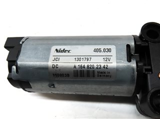 Thumbnail 6: 2012 MERCEDES GL450 (X164) REAR 3RD THIRD ROW SEAT BACK FOLD ADJUST MOTOR