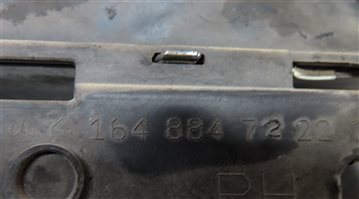 Thumbnail 6: 2012 MERCEDES GL450 (X164) FRONT RIGHT PASSENGER FOG LIGHT LAMP TRIM GRILLE