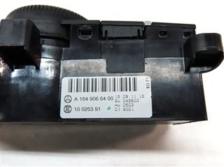 Thumbnail 6: 2012 MERCEDES GL450 (X164) REAR HEAT AIR AC HVAC CLIMATE CONTROL PANEL