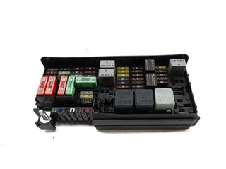 Thumbnail 2: 2012 MERCEDES GL450 (X164) REAR TRUNK HATCH TAILGATE RELAY FUSE BOX PANEL