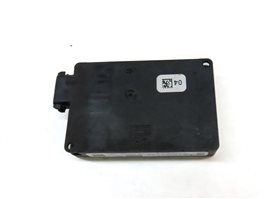 Thumbnail 5: 2012 MERCEDES GL450 (X164) REAR BLIND SPOT ASSIST RADAR SENSOR MODULE