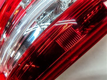 Thumbnail 7: 2010-2012 MB GL350 GL450 GL550 (X164) LEFT DRIVER TAILLIGHT BRAKE LIGHT LAMP