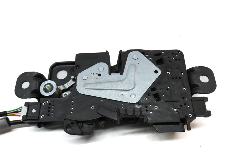 Thumbnail 8: 2020 BMW X3 (G01) REAR HATCH TRUNK LOCK LATCH w/ ACTUATOR MOTOR