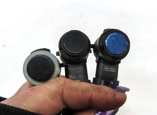 Thumbnail 5: 2020 BMW X3 (G01) REAR PART ASSIST PDC SENSOR SET6 (BLUE & BLACK) & WIRE HARNESS