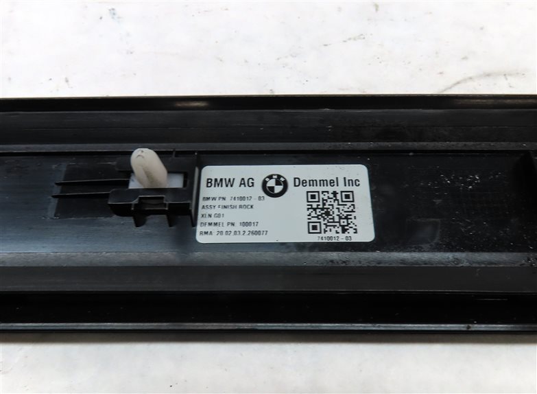 Thumbnail 5: 2020 BMW X3 (G01) FRONT LEFT DRIVER DOOR SCUFF PLATE TRIM