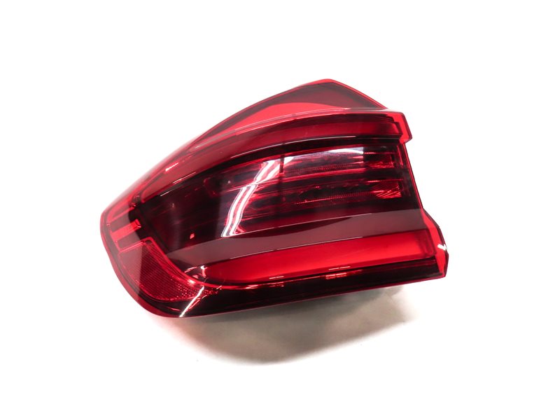 Thumbnail 3: 18-21 BMW X3 (G01) REAR LEFT DRIVER OUTER TAILLIGHT (FOR w/ ADAPTIVE HEADLIGHTS)