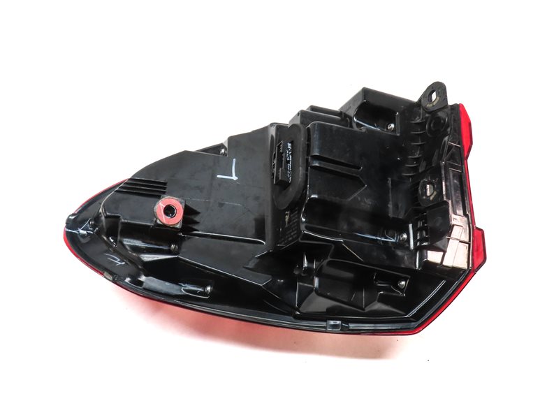 Thumbnail 5: 18-21 BMW X3 (G01) REAR LEFT DRIVER OUTER TAILLIGHT (FOR w/ ADAPTIVE HEADLIGHTS)