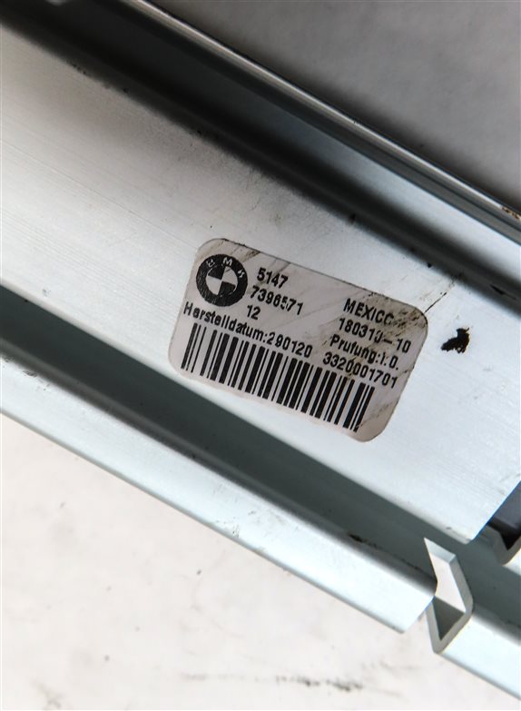 Thumbnail 7: 2020 BMW X3 (G01) REAR HATCH TRUNK FLOOR SLIDING CARGO RAIL & BUCKLE SET