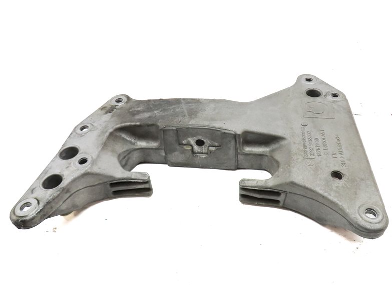 Thumbnail 4: 2020 BMW X3 (G01) 2.0L TURBO (B46D) ENGINE TRANSMISSION CROSSMEMBER BRACKET
