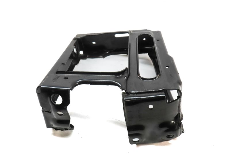 Thumbnail 4: 2020 BMW X3 (G01) FRONT RIGHT PASSENGER BUMPER REINFORCEMENT MOUNT BRACKET