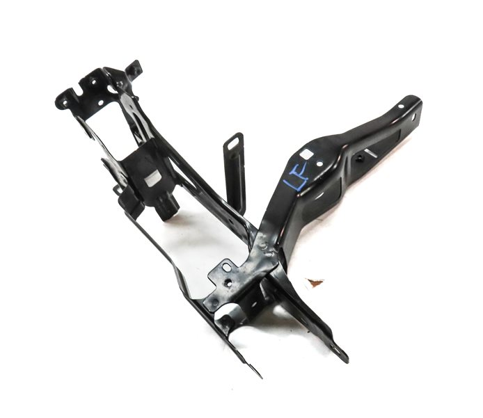 2020 BMW X3 (G01) FRONT LEFT DRIVER BUMPER RADIATOR SUPPORT MOUNT BRACKET