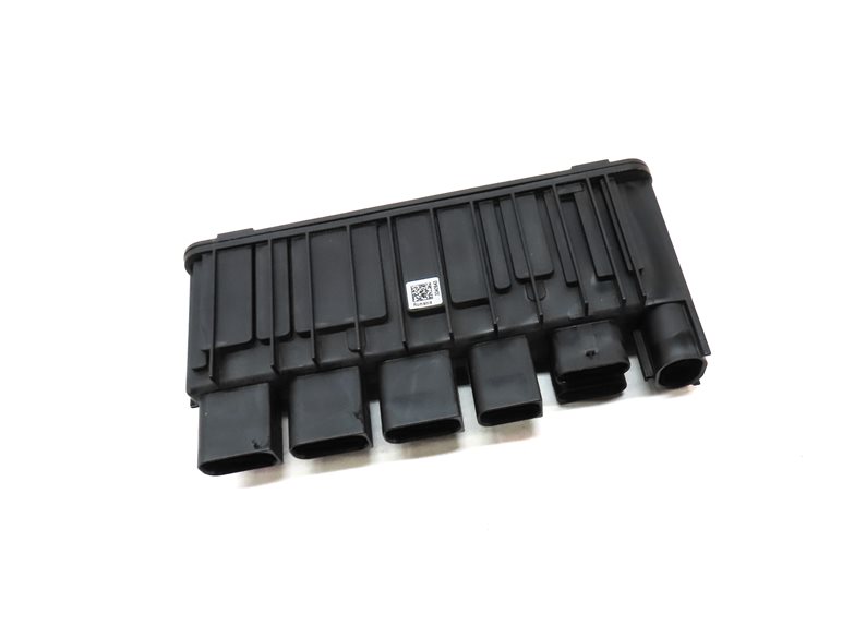 Thumbnail 3: 2020 BMW X3 (G01) INTEGRATED POWER SUPPLY CONTROL MODULE