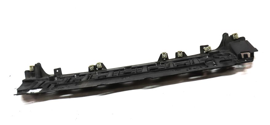 Thumbnail 3: 2020 BMW X3 (G01) REAR LOWER BUMPER SUPPORT MOUNT BRACKET