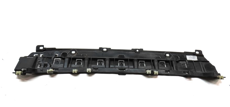 Thumbnail 4: 2020 BMW X3 (G01) REAR LOWER BUMPER SUPPORT MOUNT BRACKET