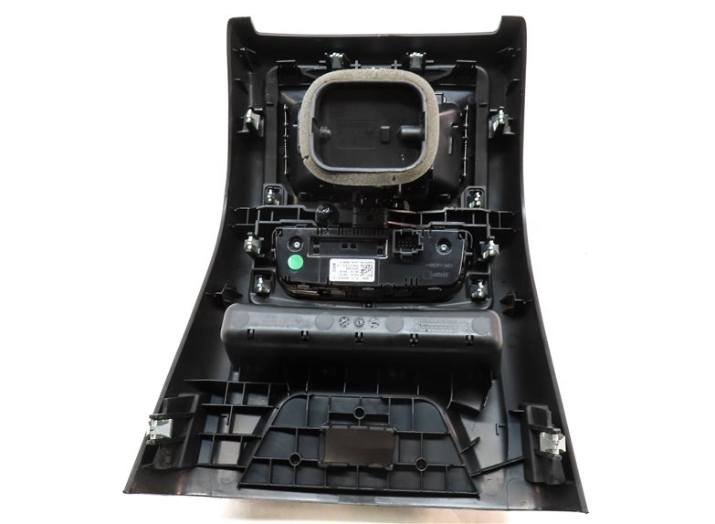 Thumbnail 6: 18-21 BMW X3 X4 X4M (F98 G01 G02) REAR CONSOLE A/C HEATER CLIMATE CONTROL & VENT