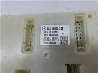 Thumbnail 4: 13-14 MERCEDES ML350 ML550 ML63 AMG (W166) REAR SIGNAL ACQUISITION MODULE (SAM)