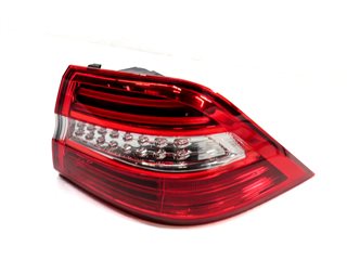 12-15 MERCEDES ML-CLASS (W166) REAR RIGHT PASSENGER LED TAILLIGHT BRAKE LIGHT