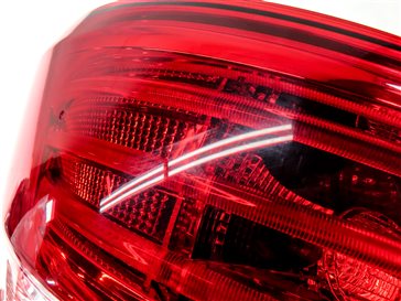 Thumbnail 7: 12-15 MERCEDES ML-CLASS (W166) REAR RIGHT PASSENGER LED TAILLIGHT BRAKE LIGHT
