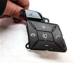 Thumbnail 8: 2013 MERCEDES ML350 (W166) LEFT DRIVER STEERING WHEEL CONTROL PHONE SWITCH SET/2