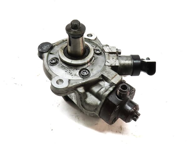 2014-2017 BMW 328i X3 (F25 F30) 2.0L N47T DIESEL ENGINE FUEL INJECTION PUMP