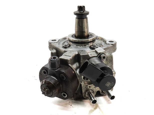 Thumbnail 5: 2014-2017 BMW 328i X3 (F25 F30) 2.0L N47T DIESEL ENGINE FUEL INJECTION PUMP
