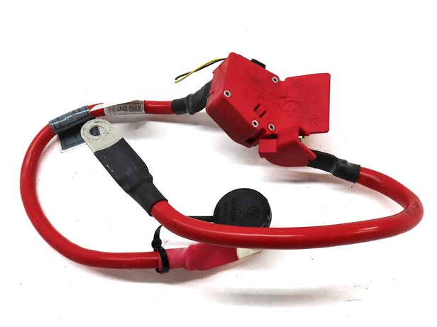 Thumbnail 2: 2014 BMW 328D (F30) 2.0L TURBO DIESEL (N47T) ENGINE POSITIVE BATTERY CABLE